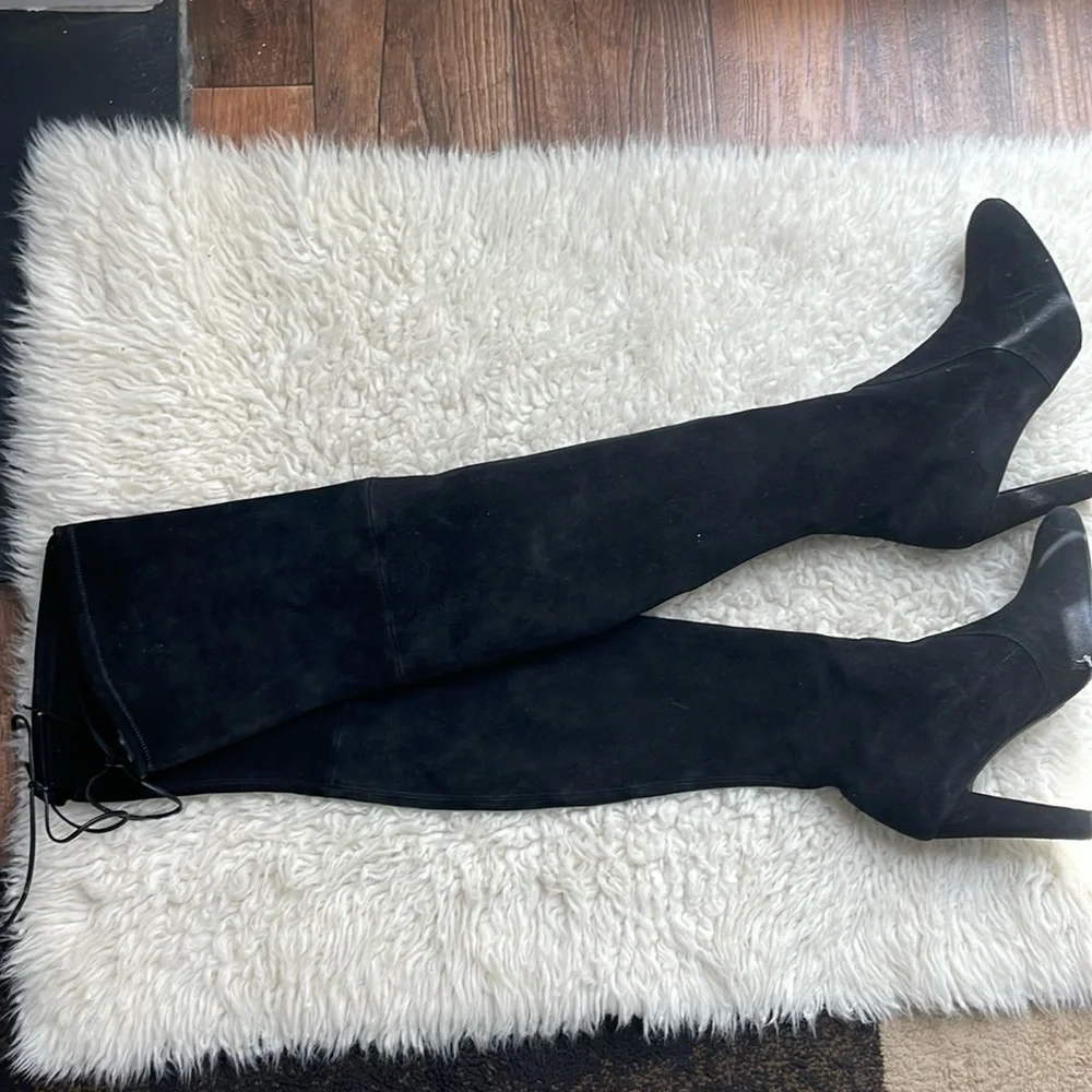 Stuart Weitzman Highland in Black. New without box. Size 9M - Picture 2 of 11